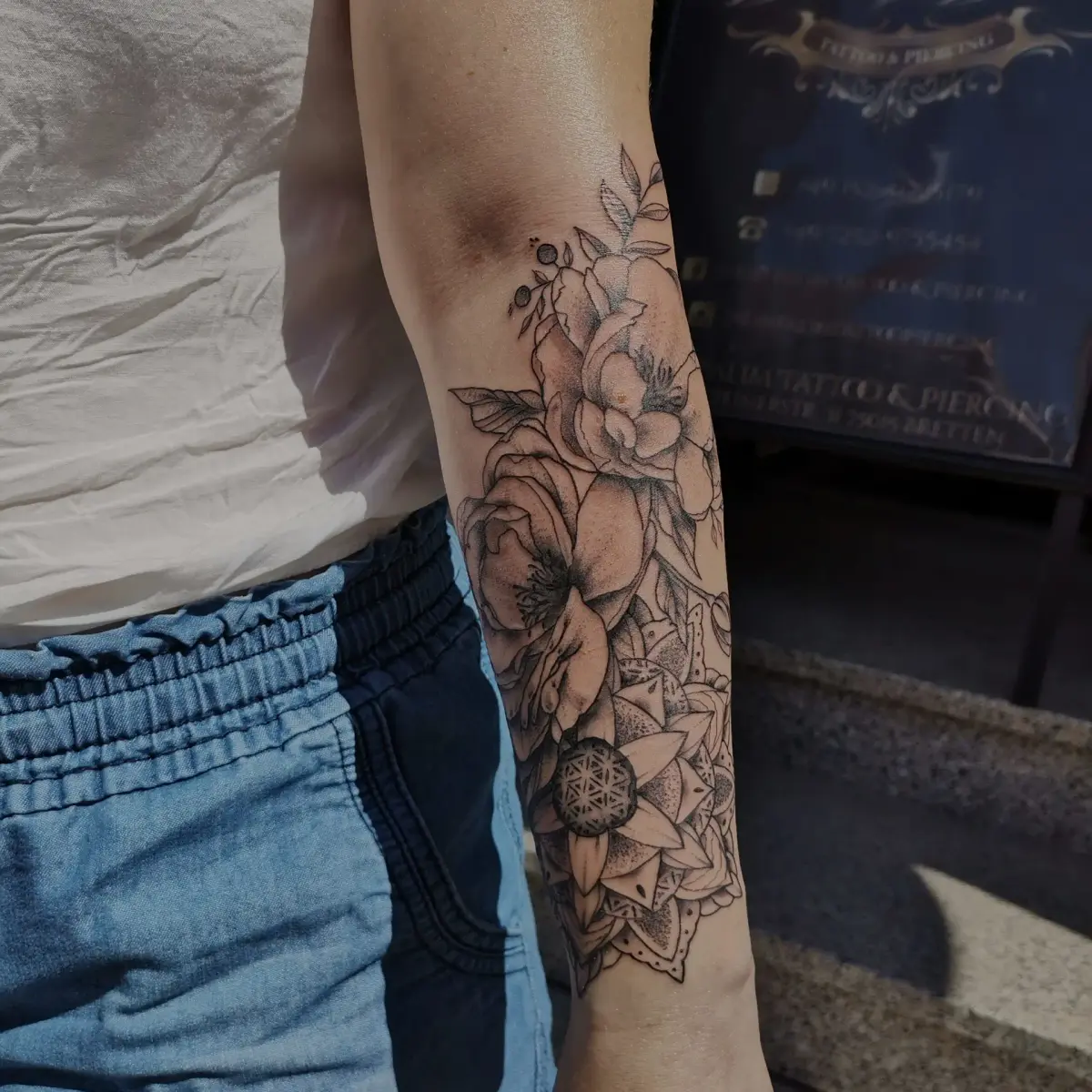 Linework · Floral-Design · Ben Klecks