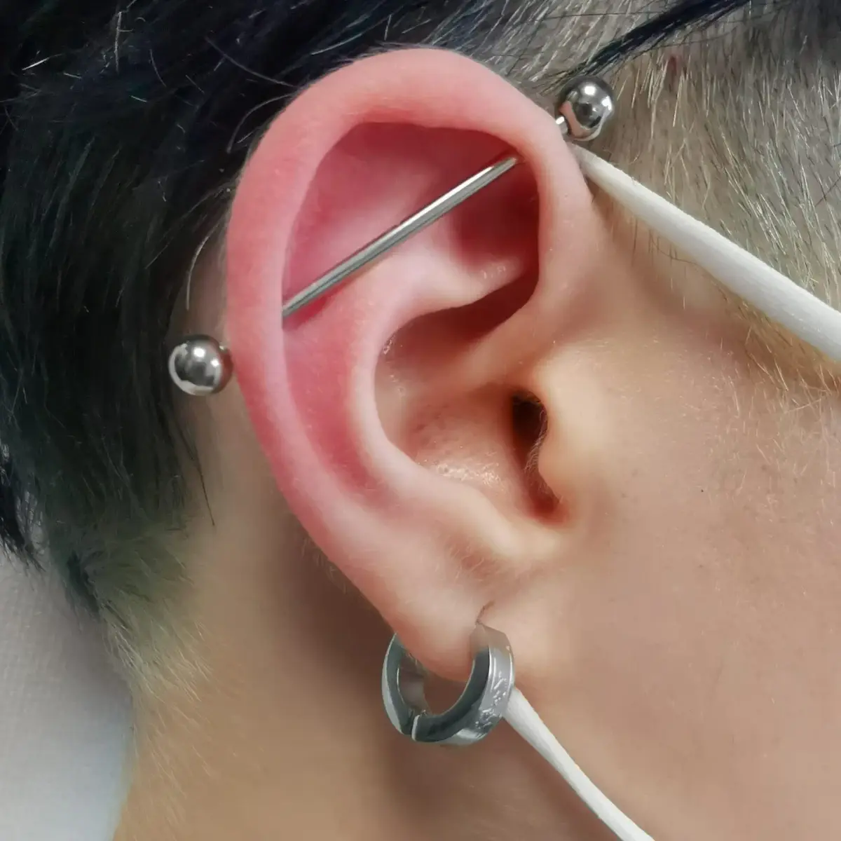 Piercing · Claudia