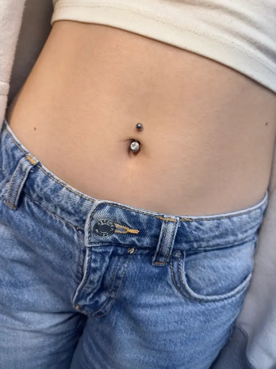 Piercing · Claudia