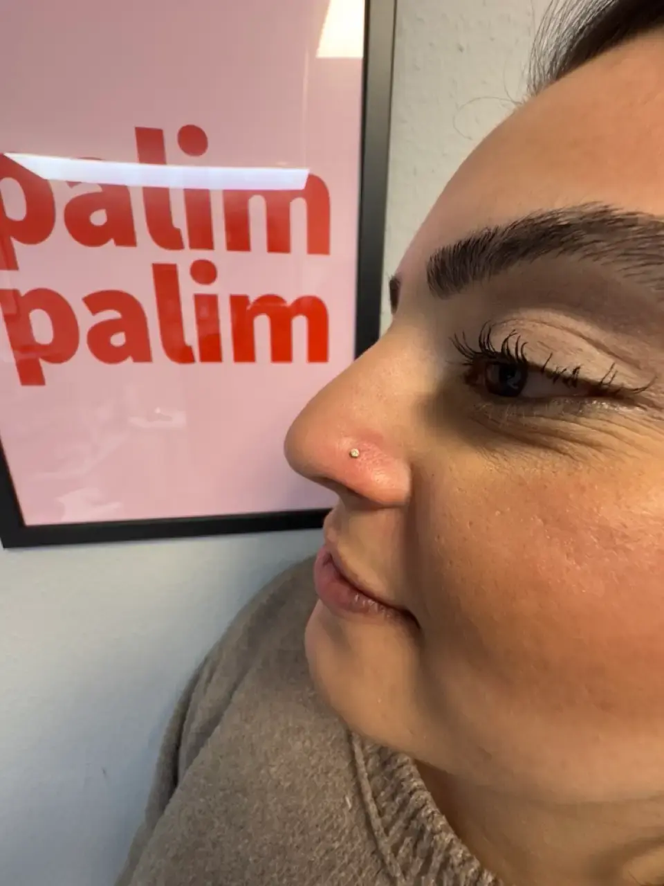 Piercing · Claudia