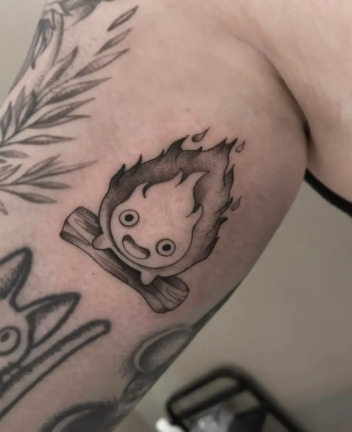 Black & Grey · Illustrativ · Cristina